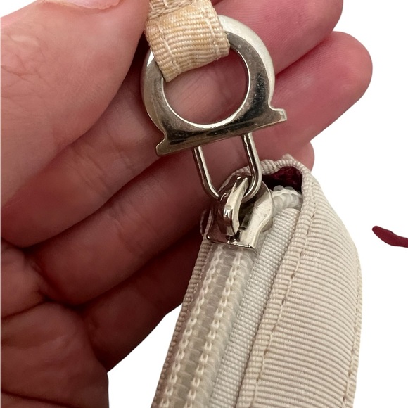 Salvatore Ferragamo Perfume Clutch Bag Magnifica - Picture 3 of 10